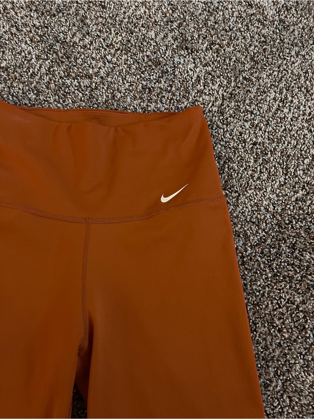 Nike Pro Women’s Biker Short in Rust Orange 6.5” inseam - Picture 2 of 9
